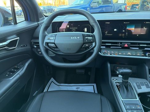 New 2026 Kia Sportage X-Line w/ X-Line Technology Package image 25