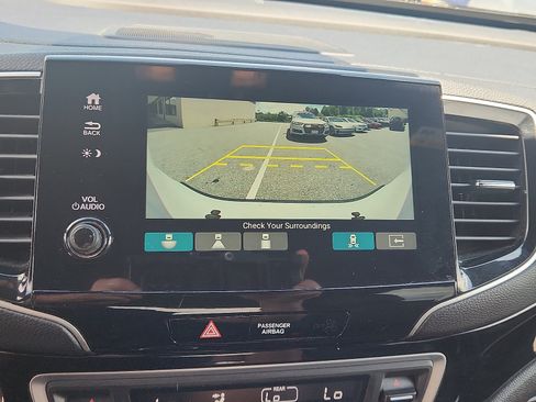 Used 2023 Honda Passport Elite image 21