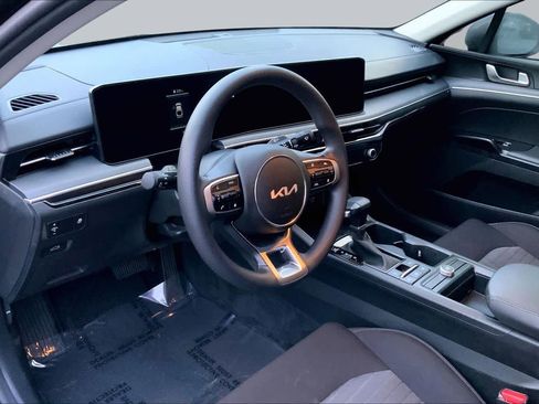 Used 2025 Kia K5 LXS FWD image 17