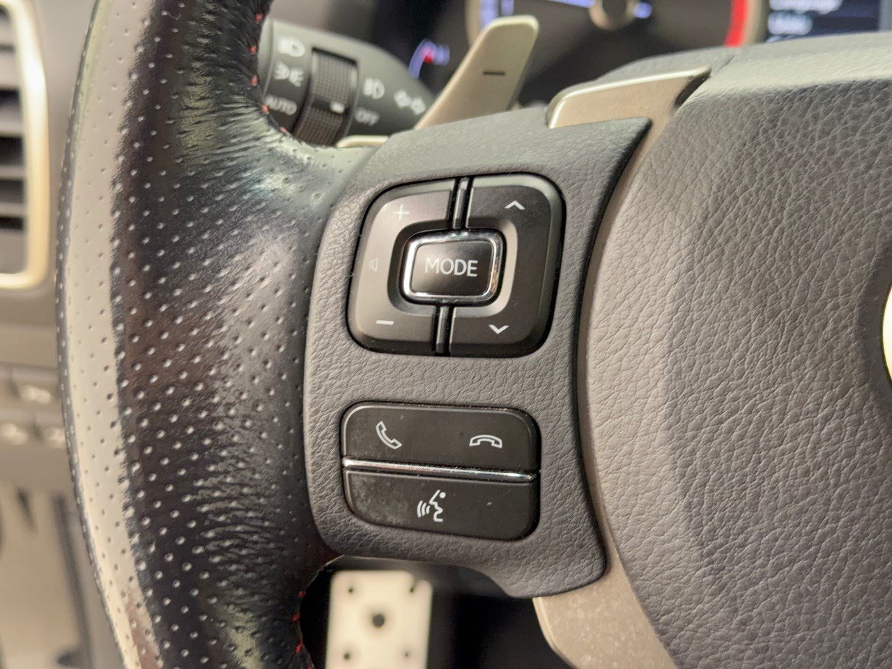 Used 2016 Lexus NX 200t F Sport w/ F Sport Premium Package AWD/4WD image 18