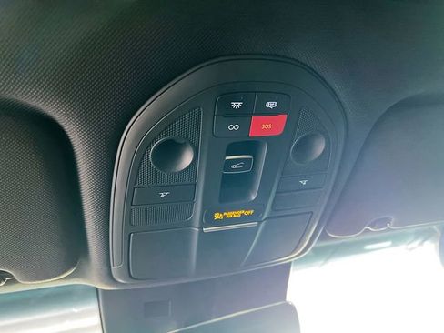 Used 2026 Genesis G70 3.3T Sport Prestige image 19