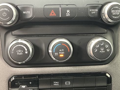 Used 2023 RAM 2500 Tradesman AWD/4WD image 20