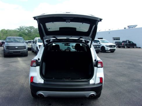 Certified 2022 Ford Escape SE w/ Convenience Package image 5