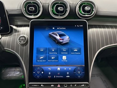 Used 2025 Mercedes-Benz C 300 4MATIC Sedan image 25