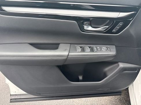 Certified 2026 Honda CR-V EX-L image 9