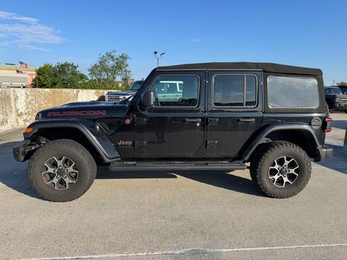 Used 2019 Jeep Wrangler Unlimited Rubicon w/ Dual Top Group AWD/4WD image 4