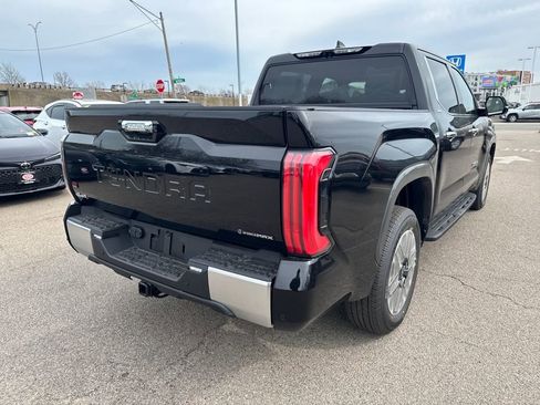 New 2026 Toyota Tundra Limited AWD/4WD image 8