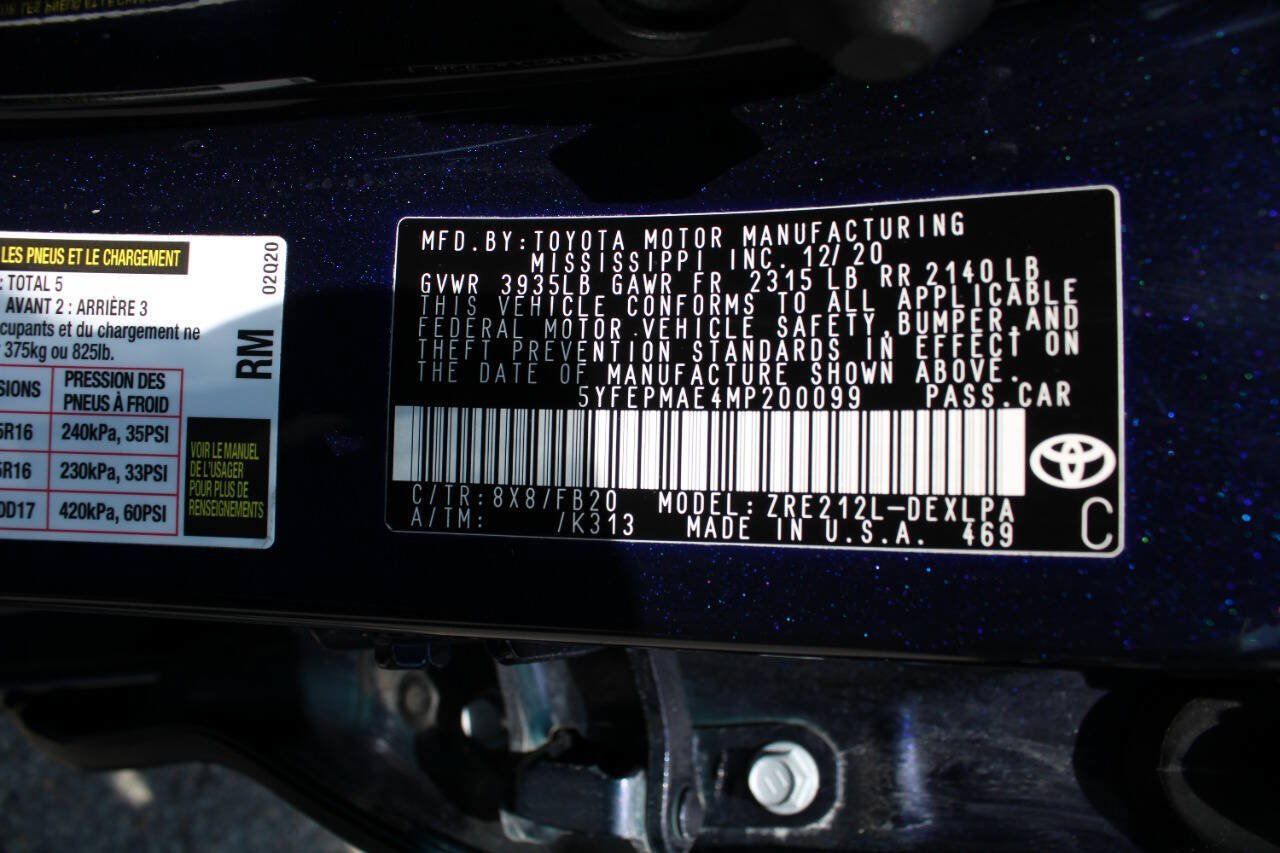 Used 2021 Toyota Corolla LE FWD image 38
