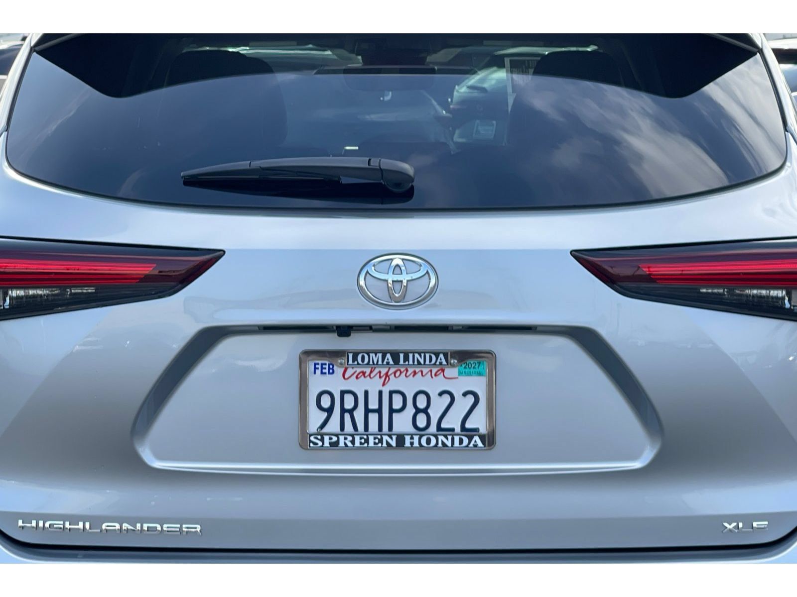 Used 2024 Toyota Highlander XLE FWD image 15