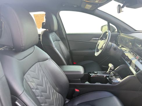 Used 2023 Kia Sportage X-Line image 15