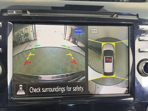 Used 2024 Nissan Murano SV AWD/4WD image 23