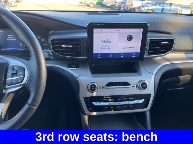 Used 2023 Ford Explorer XLT w/ Equipment Group 202A AWD/4WD image 17