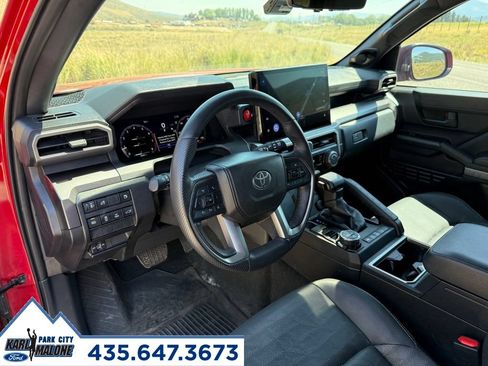 Used 2025 Toyota 4Runner TRD Off-Road Premium w/ Tow Technology Package AWD/4WD image 15