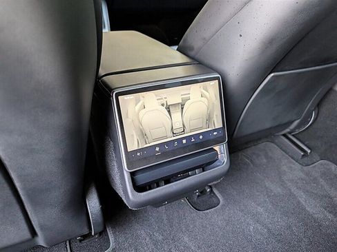 Used 2025 Tesla Model 3 Long Range AWD/4WD image 27