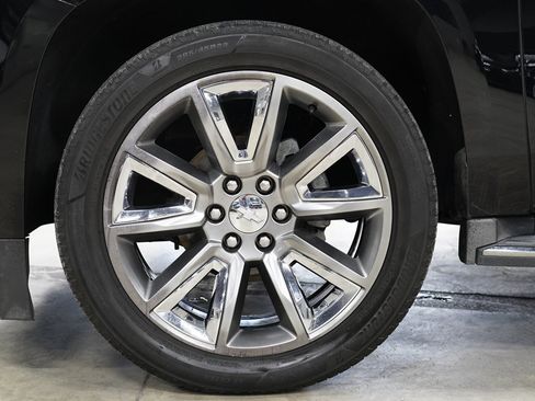 Used 2016 Chevrolet Suburban LTZ AWD/4WD image 37