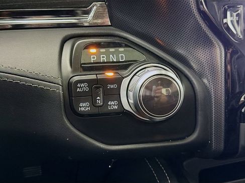 Used 2022 RAM 1500 Limited AWD/4WD image 19
