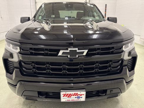Used 2023 Chevrolet Silverado 1500 RST image 8