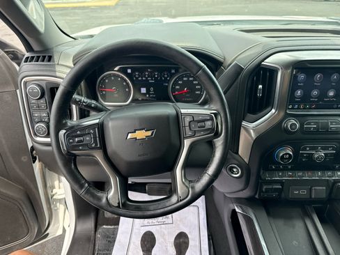 Certified 2020 Chevrolet Silverado 2500 LTZ w/ LTZ Premium Package AWD/4WD image 15