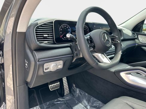 New 2026 Mercedes-Benz GLS 450 450 4MATIC SUV image 21