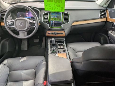 Used 2023 Volvo XC90 B5 Plus AWD/4WD image 21