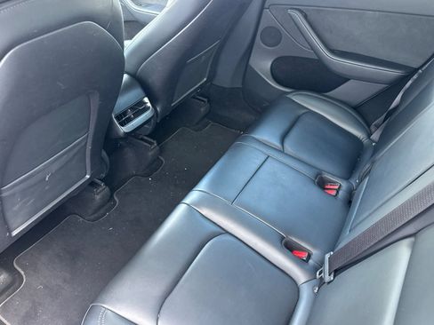 Used 2023 Tesla Model Y Long Range AWD/4WD image 15