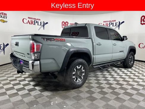 Used 2023 Toyota Tacoma TRD Off-Road image 9