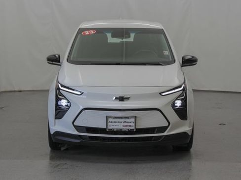 Used 2023 Chevrolet Bolt LT w/ Driver Confidence Package FWD image 4