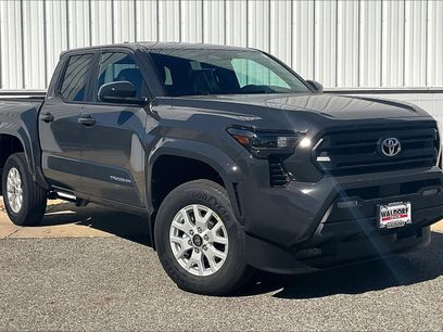 New 2025 Toyota Tacoma SR5