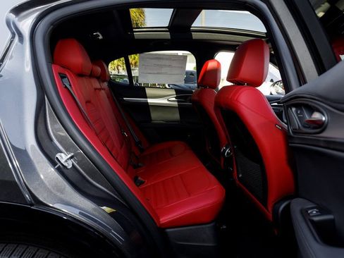 New 2025 Alfa Romeo Stelvio Sprint image 35