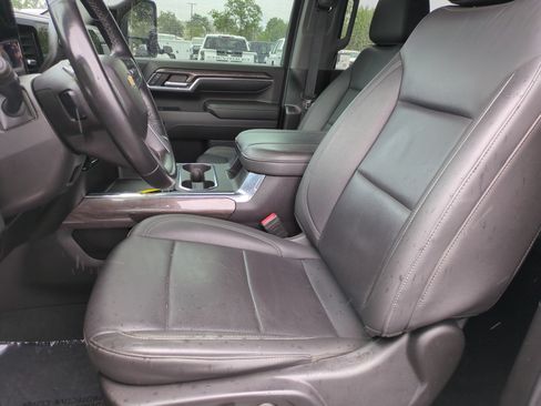 Used 2024 Chevrolet Silverado 2500 LTZ w/ LTZ Convenience Package AWD/4WD image 16