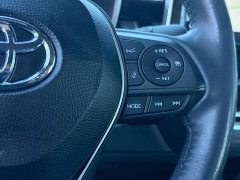 Used 2020 Toyota Corolla XSE image 27