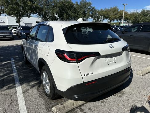 Used 2025 Honda HR-V LX image 6