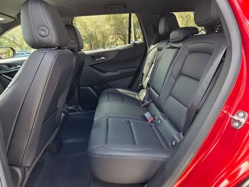 New 2026 Chevrolet Equinox LT w/ Convenience Package II AWD/4WD image 16