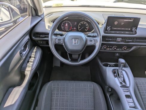 Used 2023 Honda HR-V LX image 13