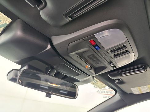 Used 2024 Subaru Crosstrek 2.5i Sport image 19