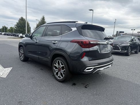 Used 2021 Kia Seltos SX AWD/4WD image 9