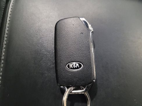Used 2020 Kia Telluride SX w/ Towing Package AWD/4WD image 32