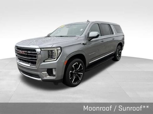 Used 2023 GMC Yukon XL SLT AWD/4WD image 6