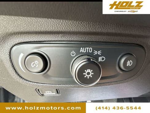 Certified 2024 GMC Terrain SLT AWD/4WD image 17