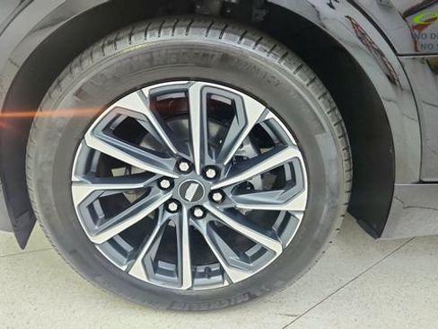 Used 2025 Cadillac Lyriq Sport AWD/4WD image 62