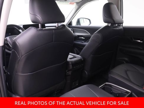 Used 2025 Toyota Grand Highlander FWD image 11