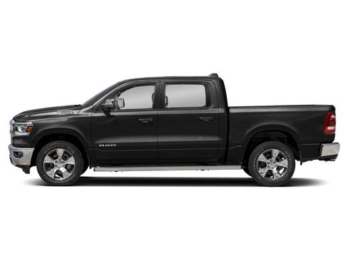 Used 2023 RAM 1500 Laramie AWD/4WD image 3
