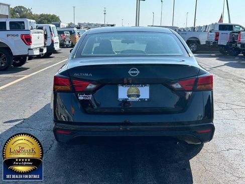 Used 2024 Nissan Altima 2.5 S image 6