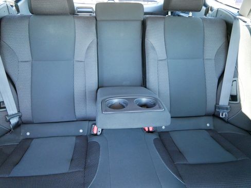 Used 2023 Subaru Outback Premium AWD/4WD image 13