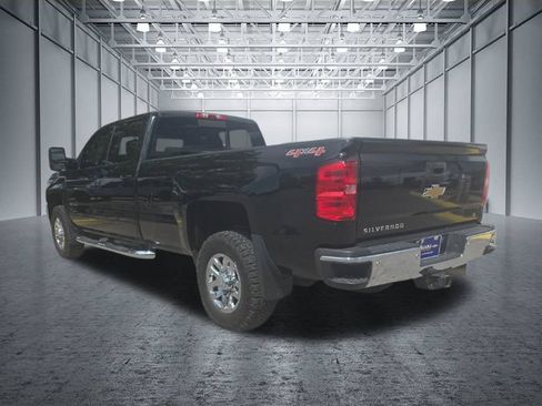 Used 2016 Chevrolet Silverado 3500 LT w/ LT Convenience Package AWD/4WD image 4