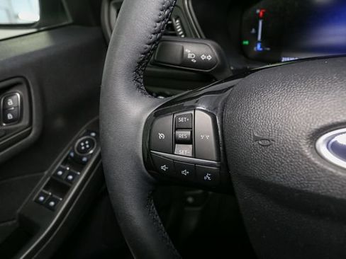 Used 2023 Ford Escape Active AWD/4WD image 30