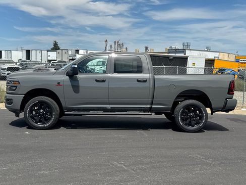 New 2026 RAM 2500 Tradesman AWD/4WD image 6