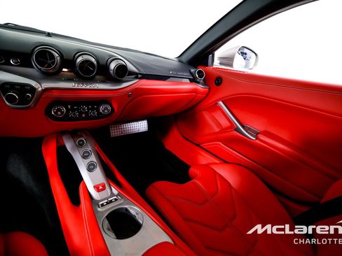 Used 2016 Ferrari F12 Berlinetta RWD image 14