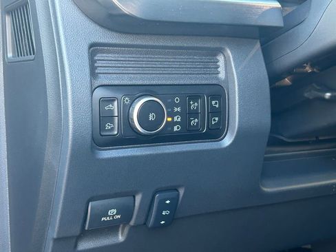 New 2026 Ford F250 Lariat w/ Black Appearance Package image 35