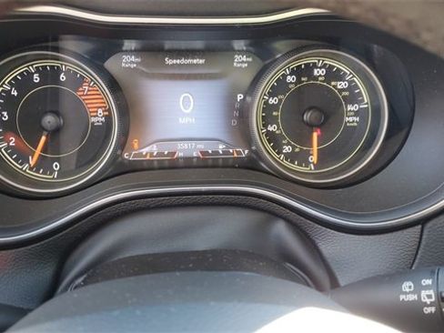 Certified 2022 Jeep Cherokee Trailhawk w/ Sound & Nav Group image 11